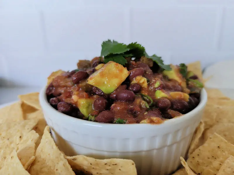 Salsa de porumb și fasole neagră